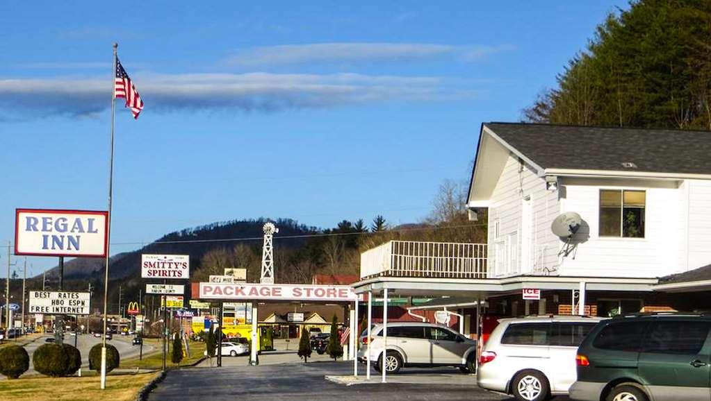 Regal Inn Clayton Bagian luar foto