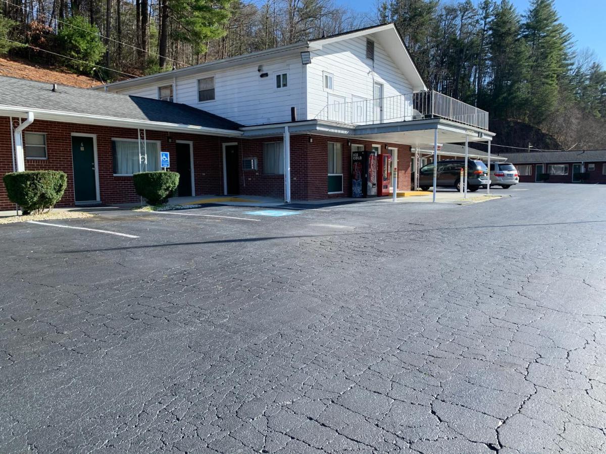Regal Inn Clayton Bagian luar foto